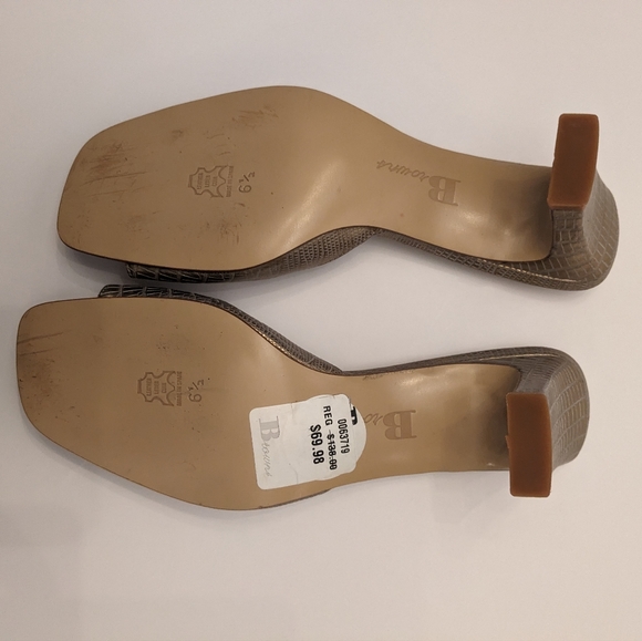 Vintage Browns Couture Golden heels - Picture 4 of 7